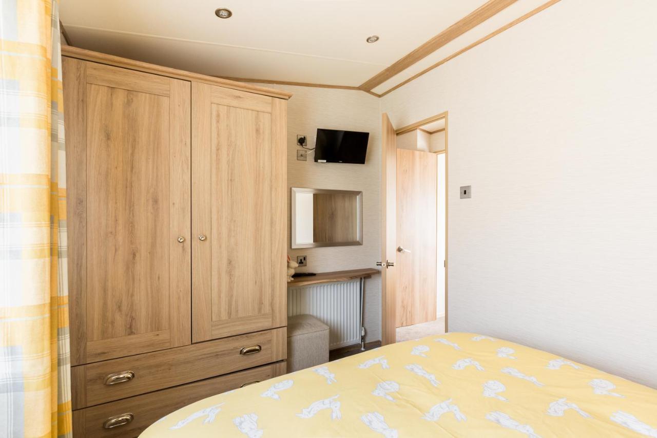 Cottontail Lodge - Hot tub - Pet Friendly South Cerney Esterno foto