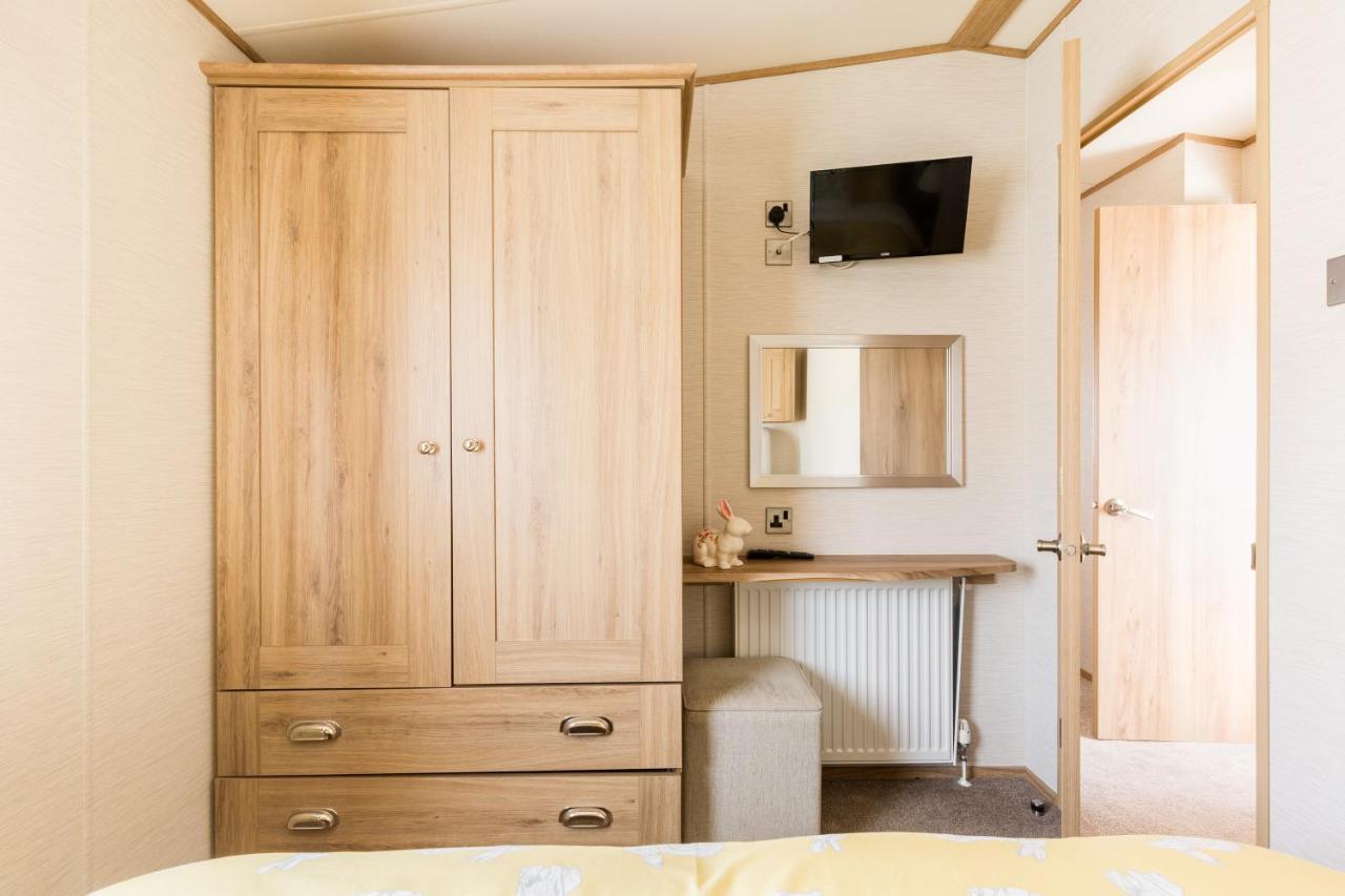 Cottontail Lodge - Hot tub - Pet Friendly South Cerney Esterno foto